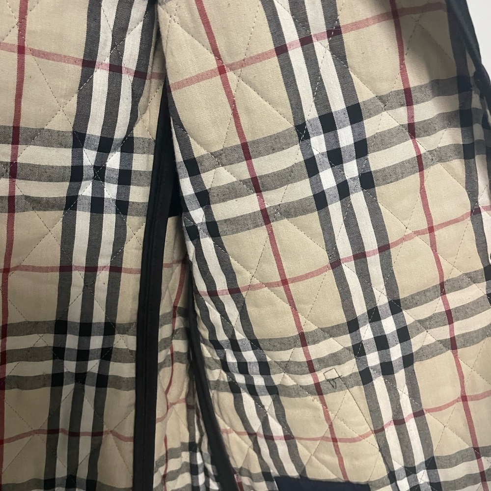 Burberry Women’s Quilted Jacket size M - original made in England - Picture 5 of 8